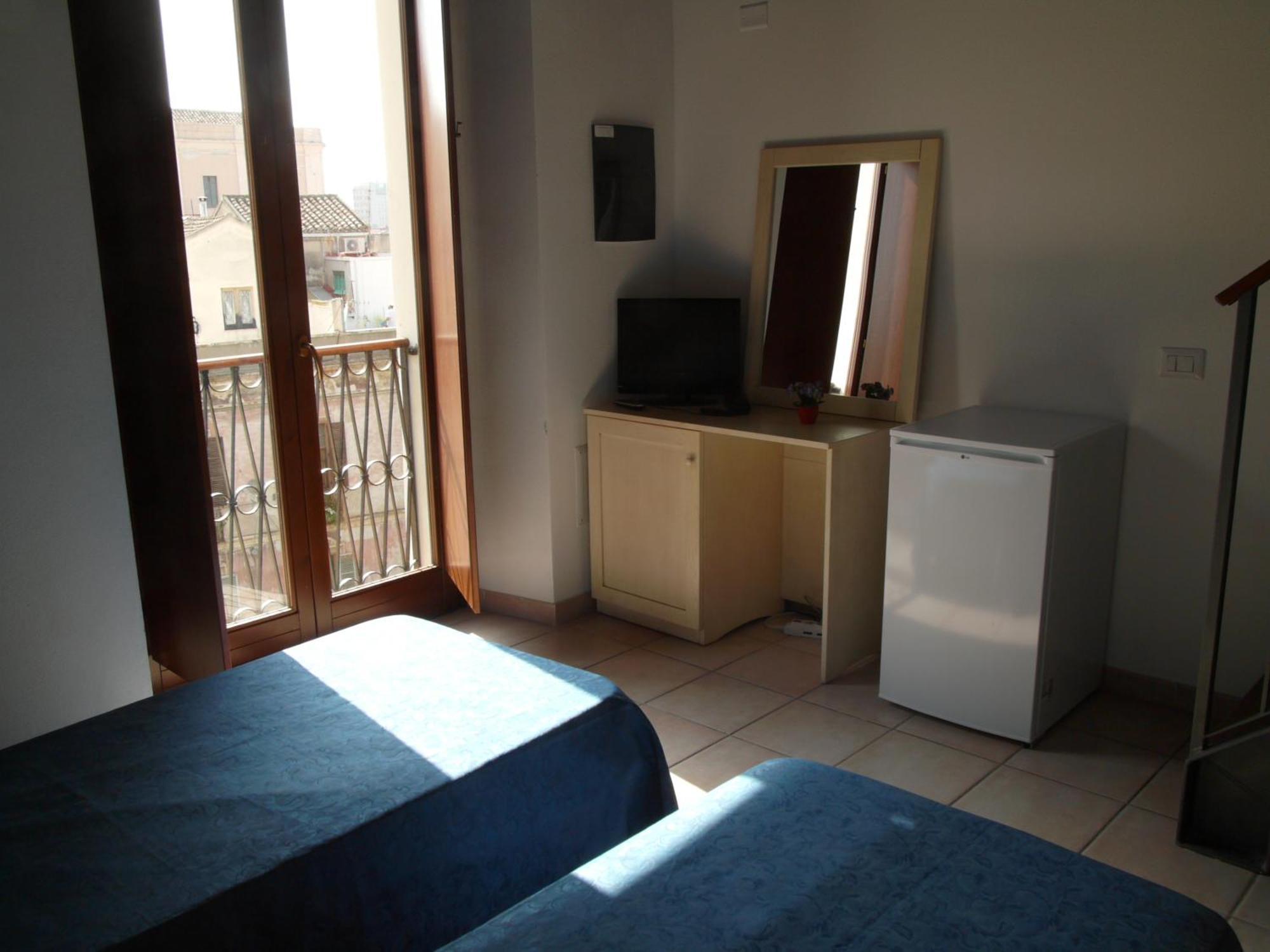 Hostel Marina Cagliari Eksteriør billede