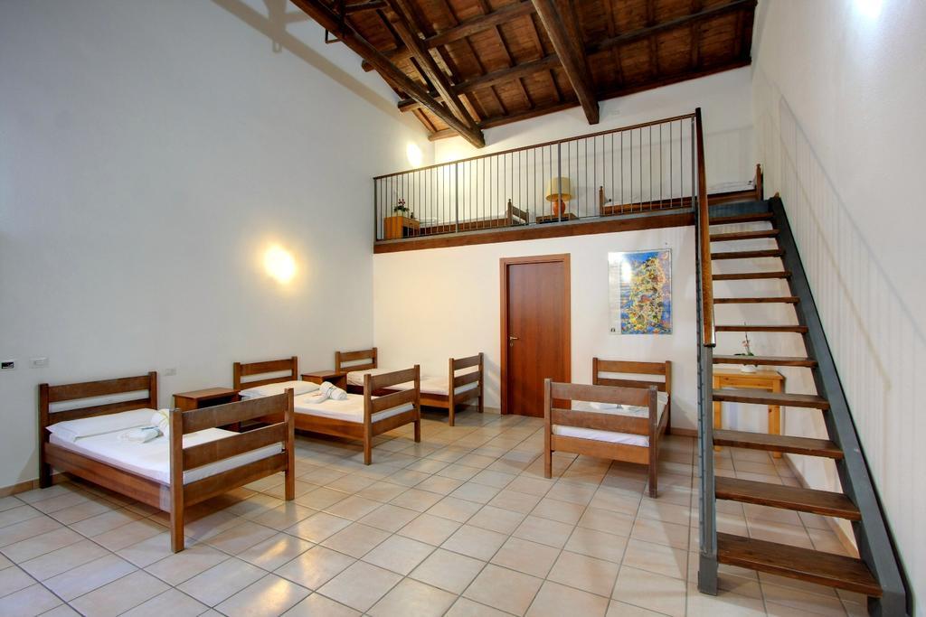 Hostel Marina Cagliari Eksteriør billede